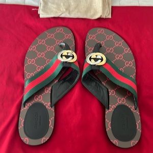 Gucci Slides - Never Worn - GG Thong Web Sandal